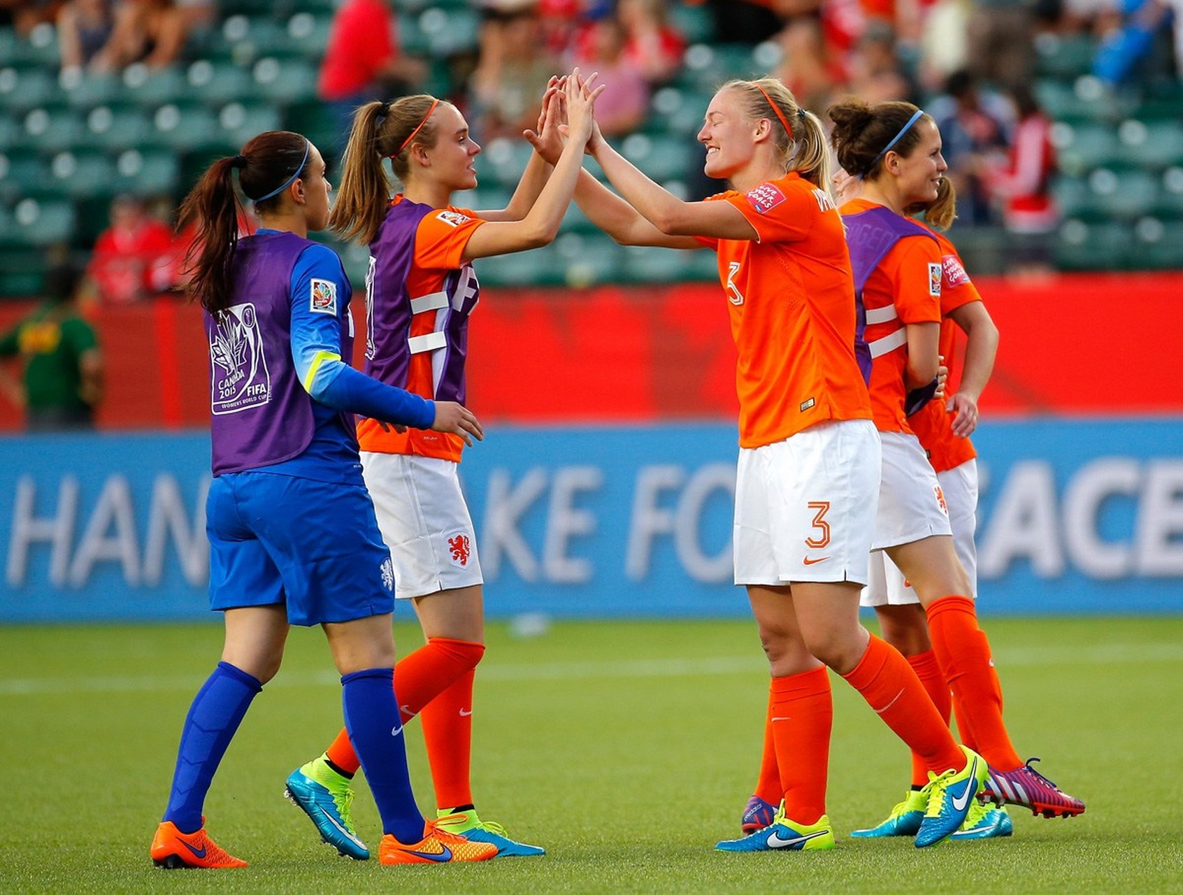 麻将胡了-包含美国女足队员精彩表现,助力球队跻身世界杯决赛的词条