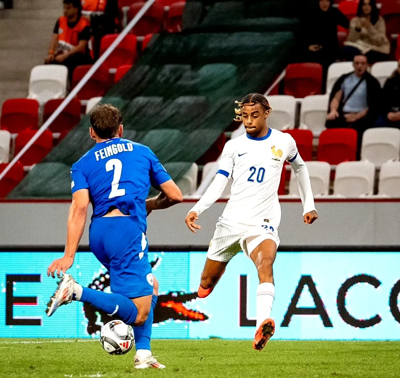 麻将胡了-包含强强对话之战，球员表现尽显实力的词条